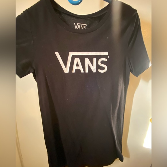 Tops - Picture 2 of 11